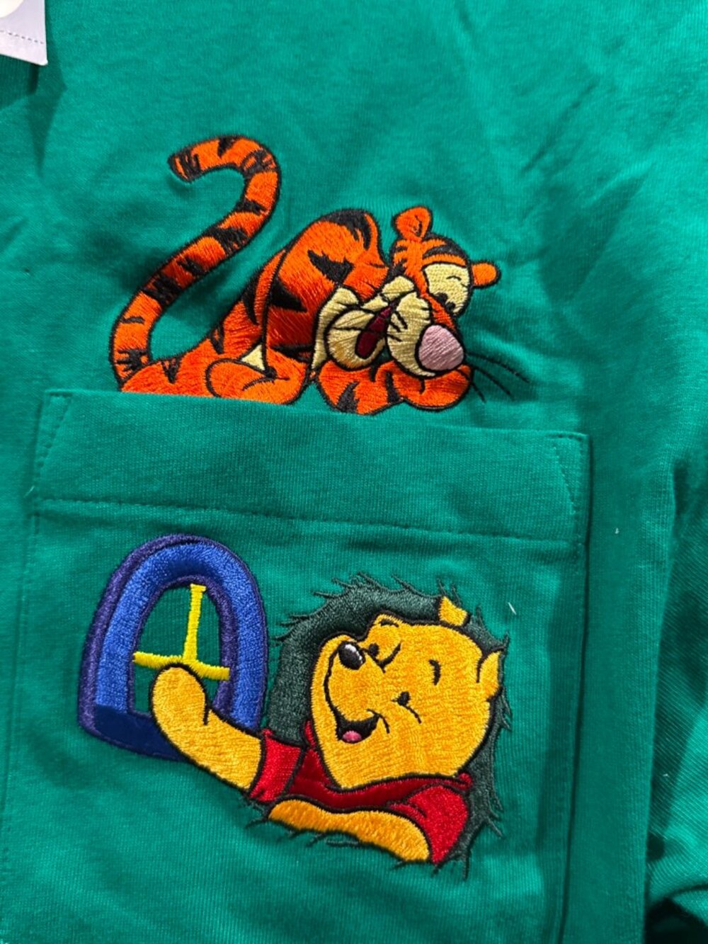 Pooh Disney Tigger & Pooh Embroidered Green T-Shirt Short Sleeve Women's L